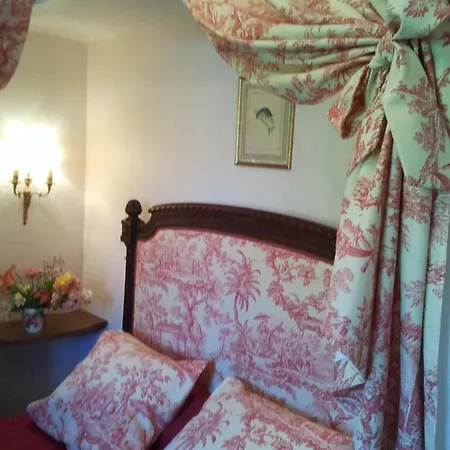 Prázdninový dům Maison De Charme Dans Un Beau Jardin 